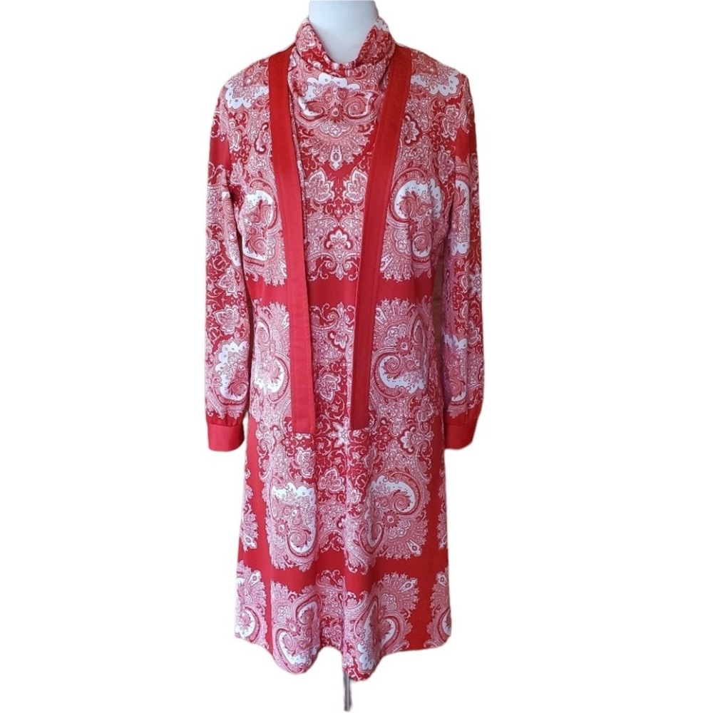 Vintage Unlabeled‎ Red & White Dress & Jacket